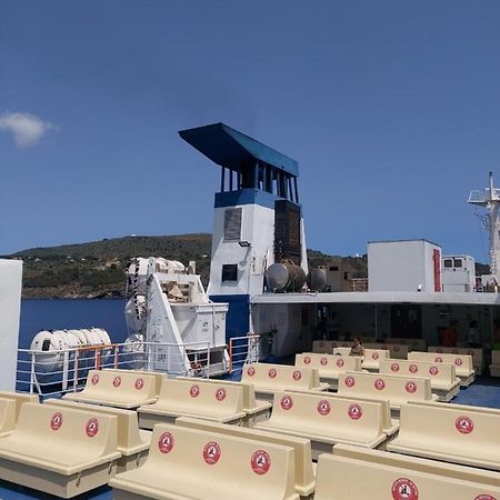 A Casa Da Pia Leilighet Isola di Ustica Eksteriør bilde