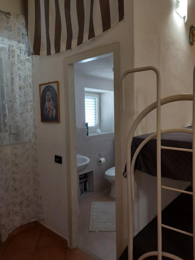 A Casa Da Pia Leilighet Isola di Ustica Eksteriør bilde
